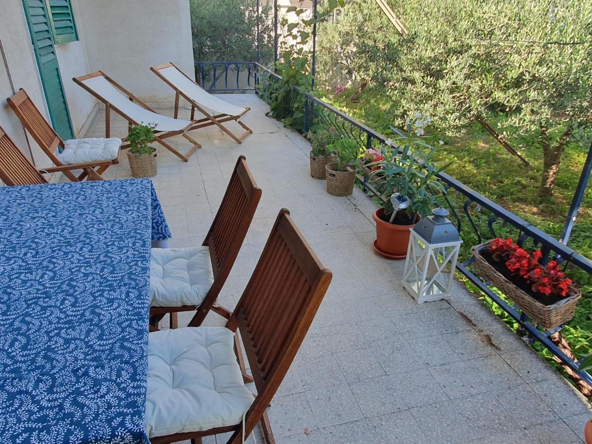 Apartment Lana Trogir Exterior foto