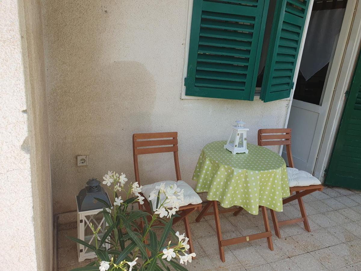 Apartment Lana Trogir Exterior foto